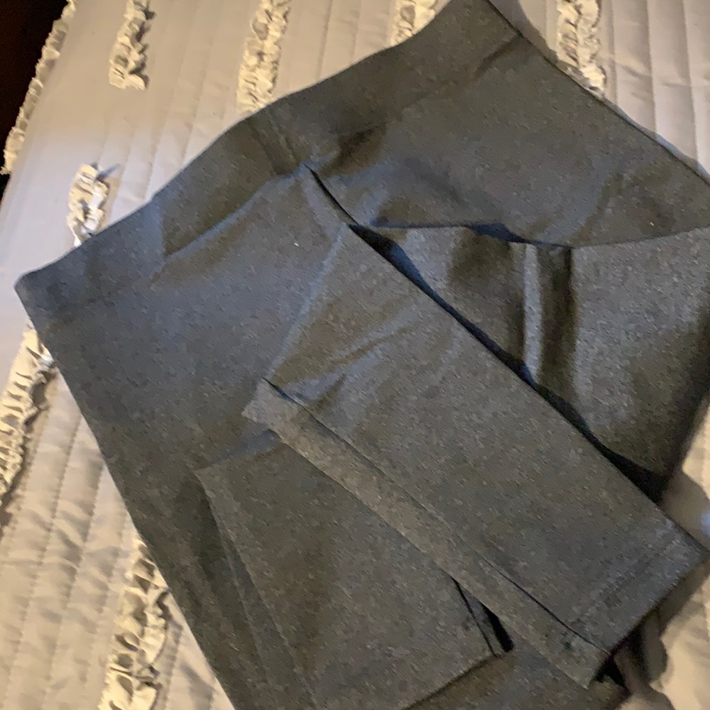 Dark gray leggings